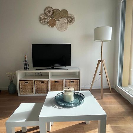 New & Serene II 1 Bedroom Appartement Near La Defense Paris Parking And Fibre Suresnes Exterior foto
