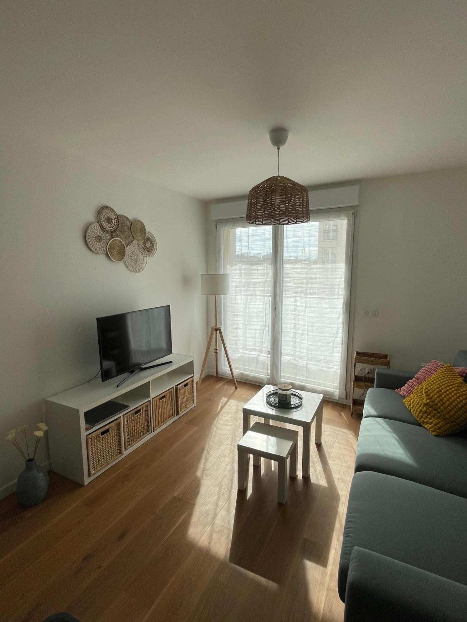 New & Serene II 1 Bedroom Appartement Near La Defense Paris Parking And Fibre Suresnes Exterior foto